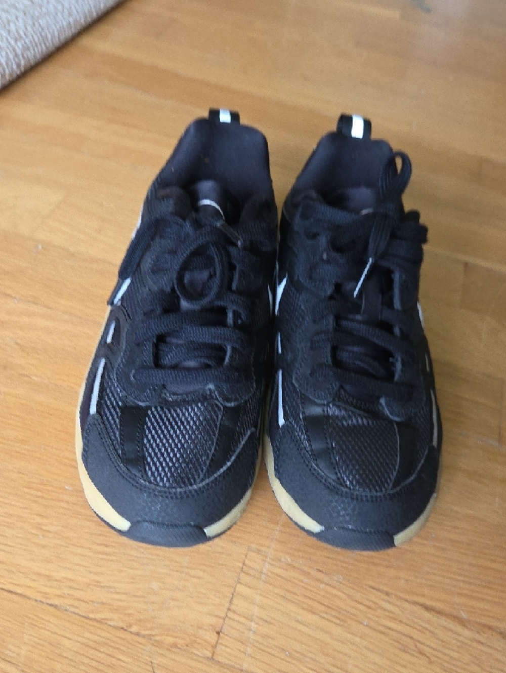 NIKE | Jam Black Gum Womens - Picture 3 of 11